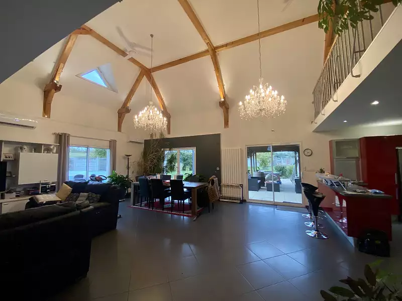 Maison, 200 m²