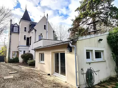 Maison, 180 m²