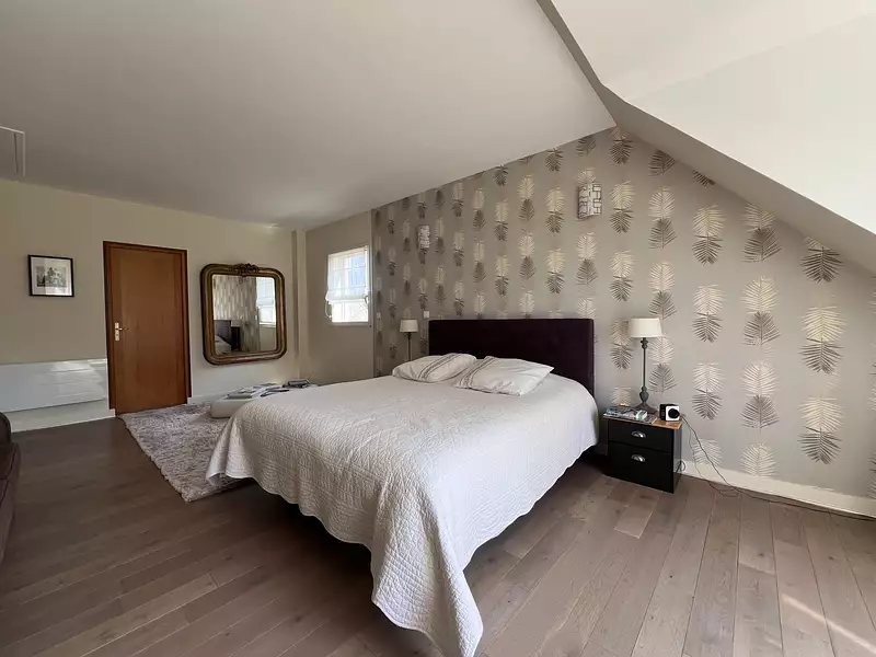 Maison, 260 m²
