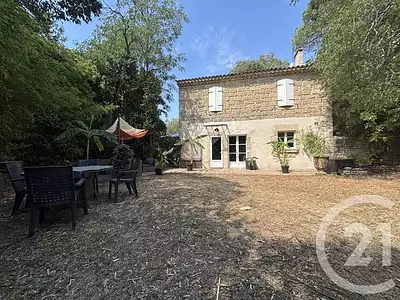 Maison, 247,5 m²