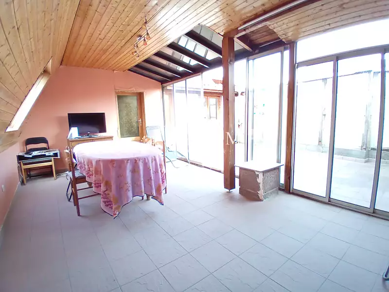 Immeuble, 222 m²