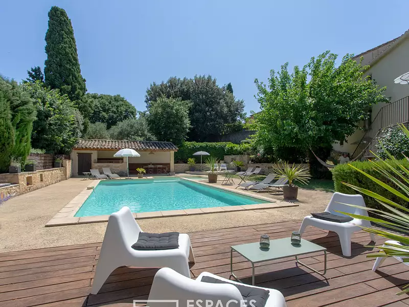 Maison, 259 m²
