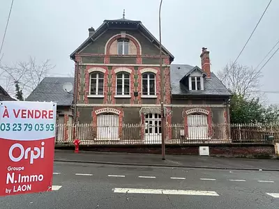 Maison, 275 m²