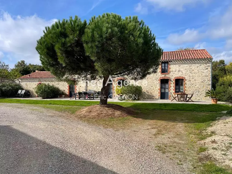 Maison, 170 m²