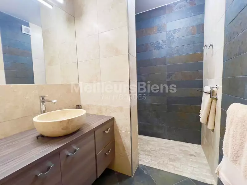 Maison, 209 m²