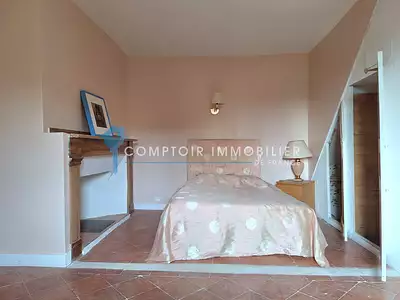 Maison, 240 m²
