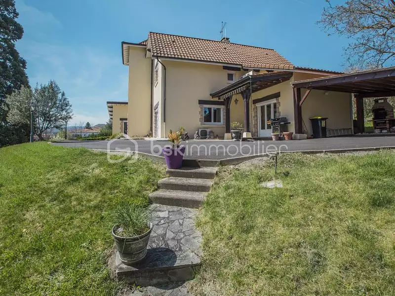 Maison, 280 m²