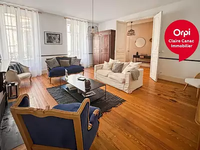Maison, 250 m²