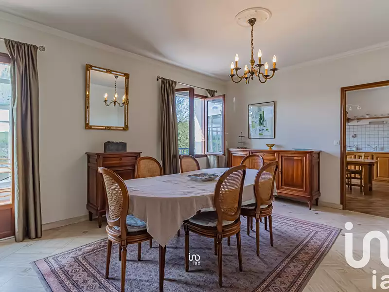 Maison, 176 m²