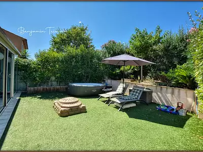 Maison, 93 m²