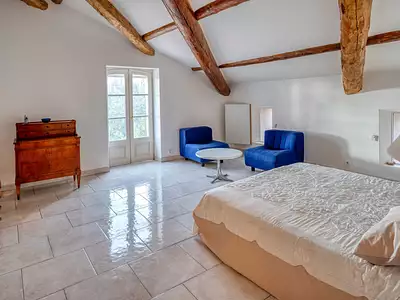 Maison, 332 m²