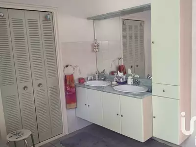Maison, 210 m²