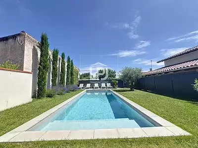 Maison, 320 m²