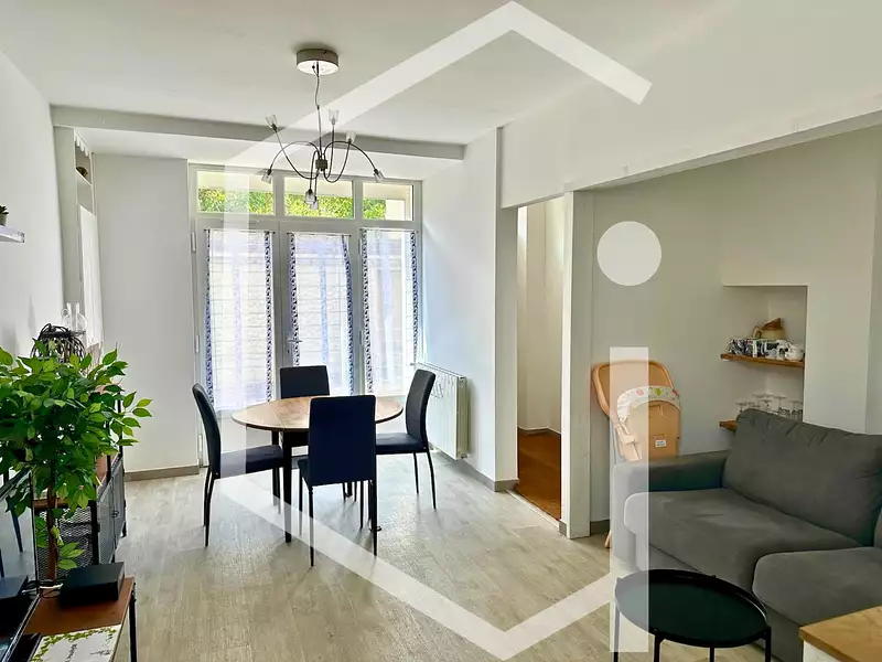 Maison, 168 m²