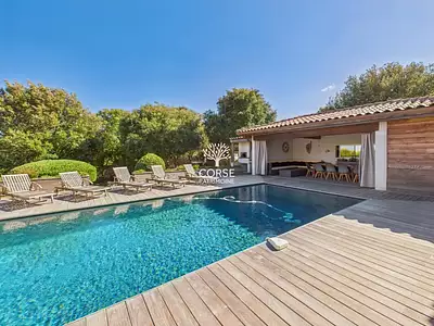 Maison, 325 m²
