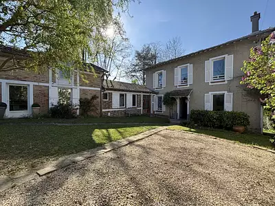 Maison, 261 m²
