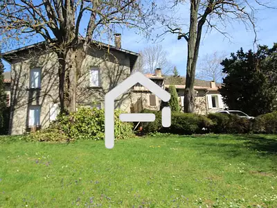 Maison, 600 m²