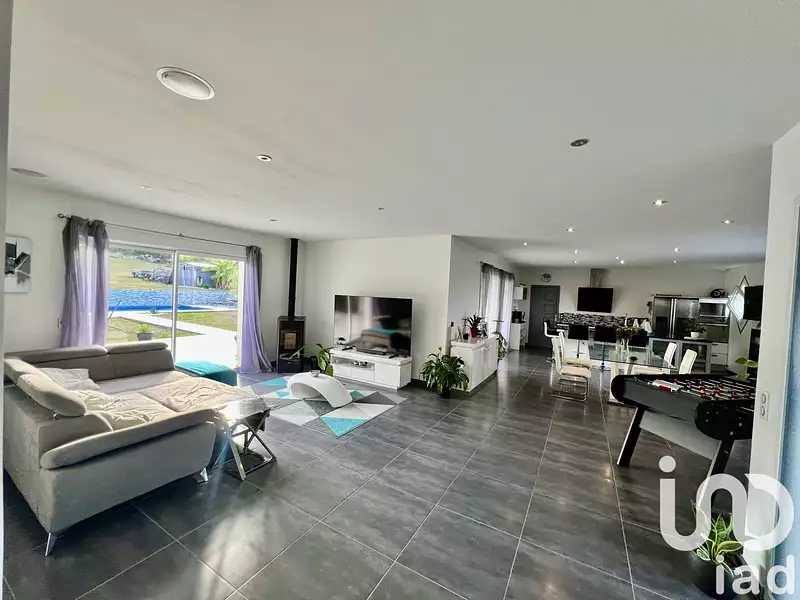 Maison, 140 m²