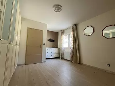 Maison, 176,6 m²