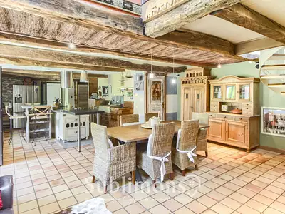 Maison, 263 m²