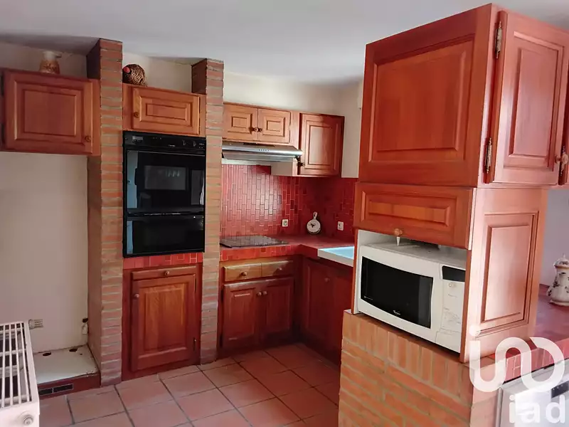 Maison, 240 m²