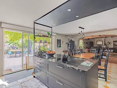Maison, 351 m²