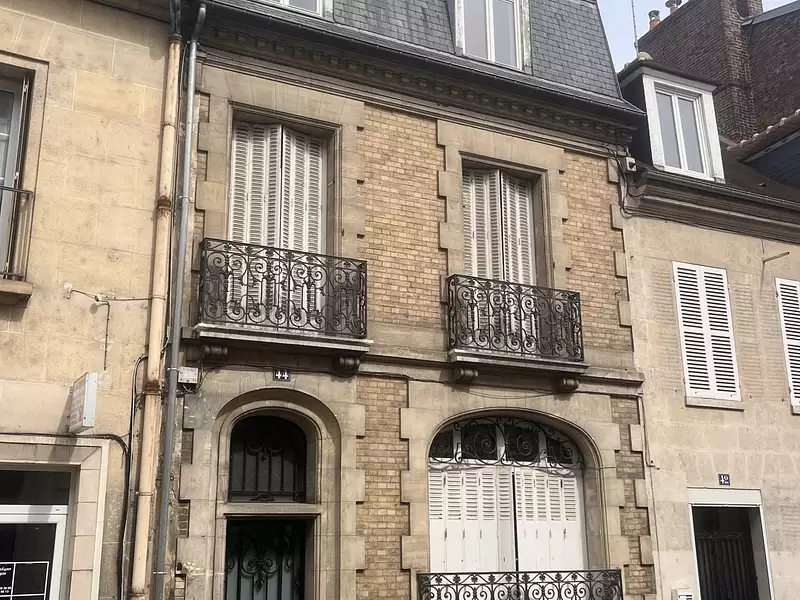 Maison, 185 m²