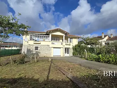 Maison, 236 m²