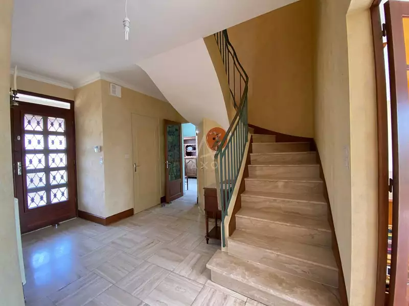 Maison, 228 m²