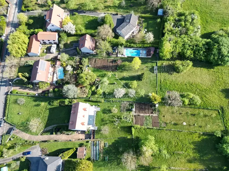 Maison, 176 m²