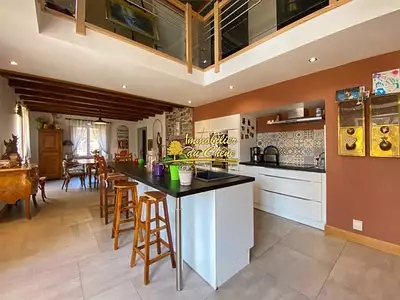 Maison, 200 m²