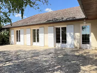 Maison, 225,6 m²