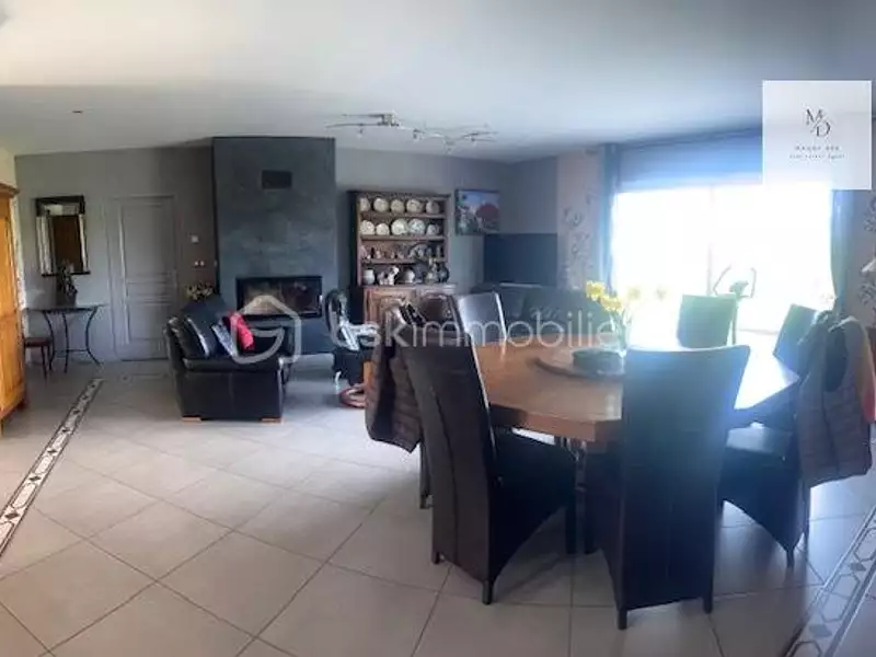 Maison, 300 m²