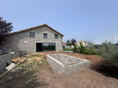 Maison, 176 m²