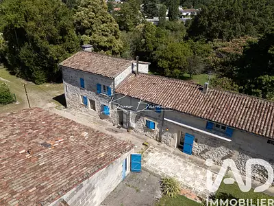 Maison, 239 m²