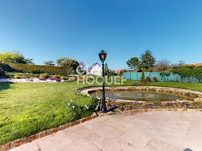 Maison, 225 m²