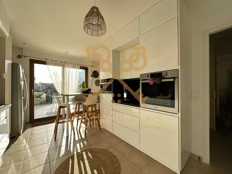 Maison, 160 m²