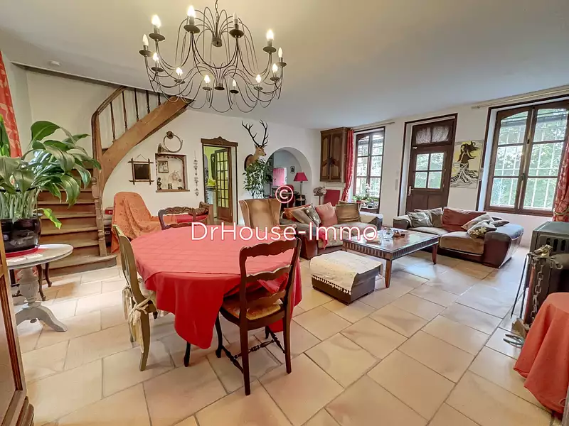 Maison, 174 m²