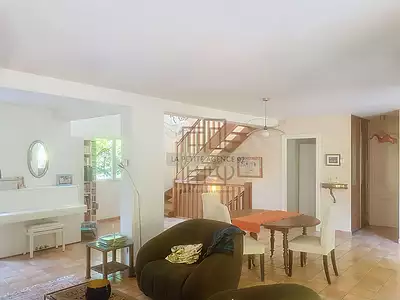 Maison, 143 m²