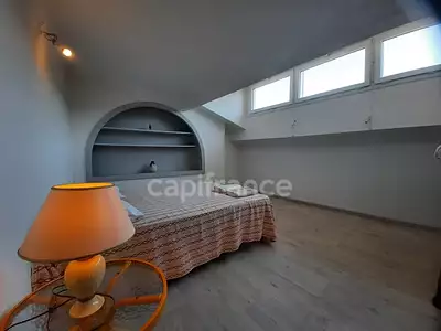 Maison, 198 m²