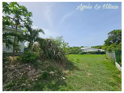 Terrain, 2 200 m²