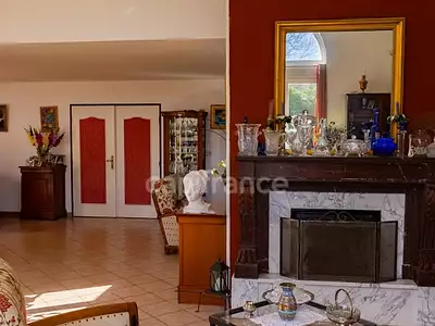 Maison, 250 m²