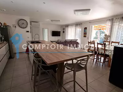 Maison, 123 m²
