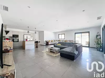 Maison, 121 m²