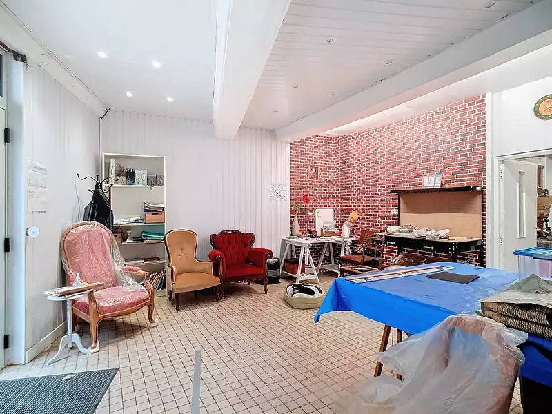Immeuble, 150 m²