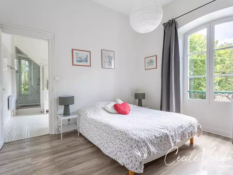Maison, 280 m²