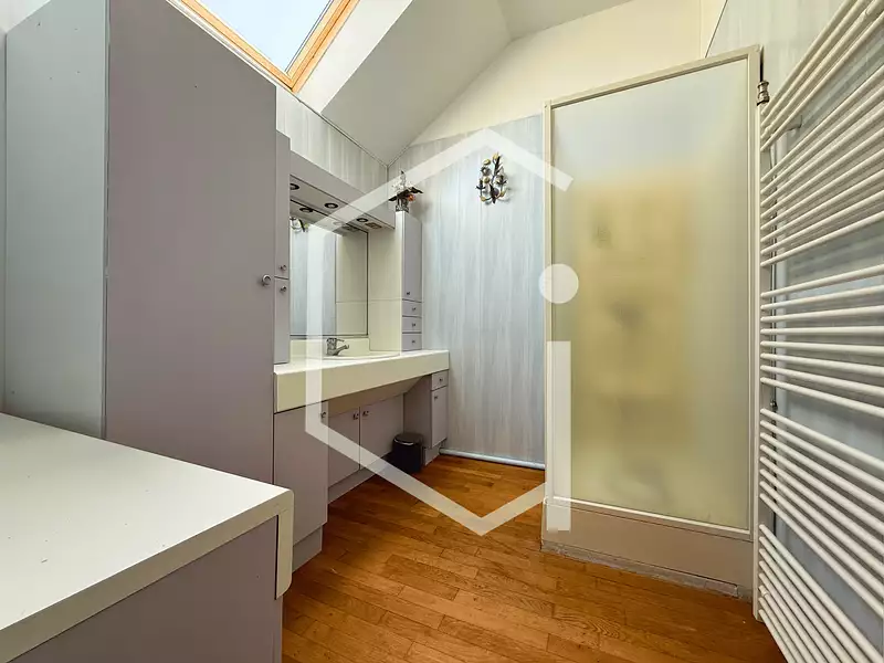 Maison, 165 m²