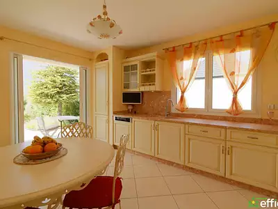 Maison, 215 m²