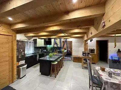 Maison, 189,68 m²