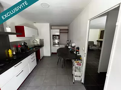 Maison, 99 m²